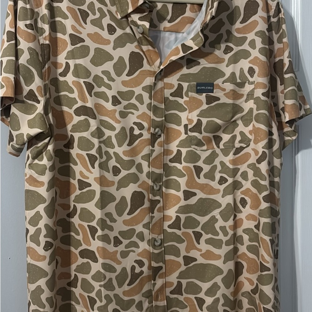 BURLEBO Green and Brown Casual Button Down Shirt